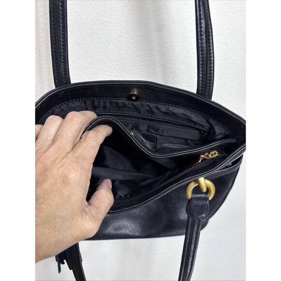 (X3) Tignanello leather  Vintage, Y2K black & gold Shoulder Bag - Picture 11 of 16